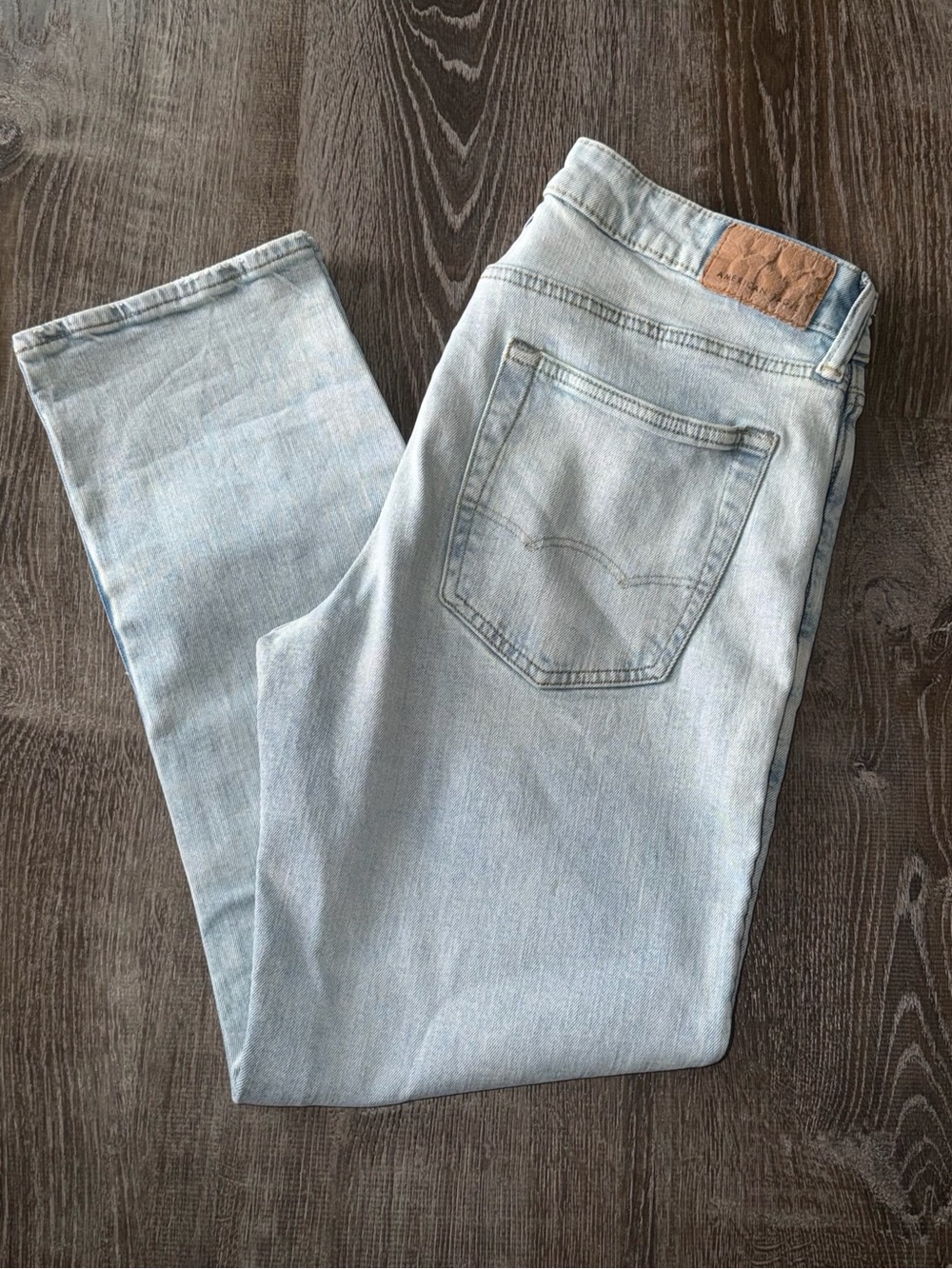 NWOT American Eagle Airflex+ Slim Straight Light Wash Jeans 31x30